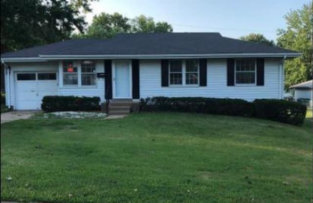 1429 Comet Dr - 1429 Comet Drive, Bellefontaine Neighbors, MO 63137