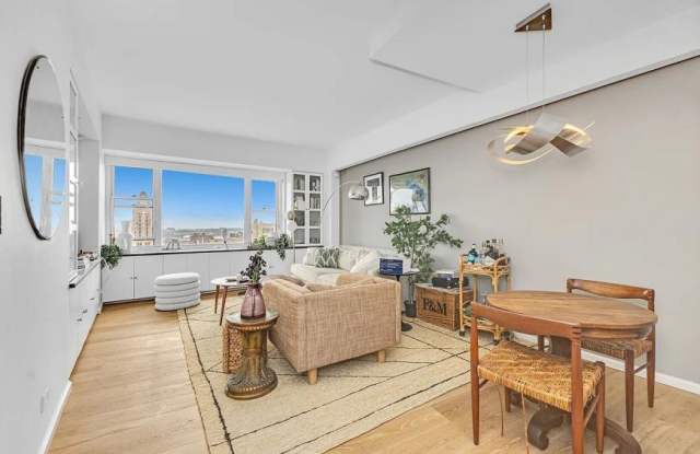 60 East 8th Street