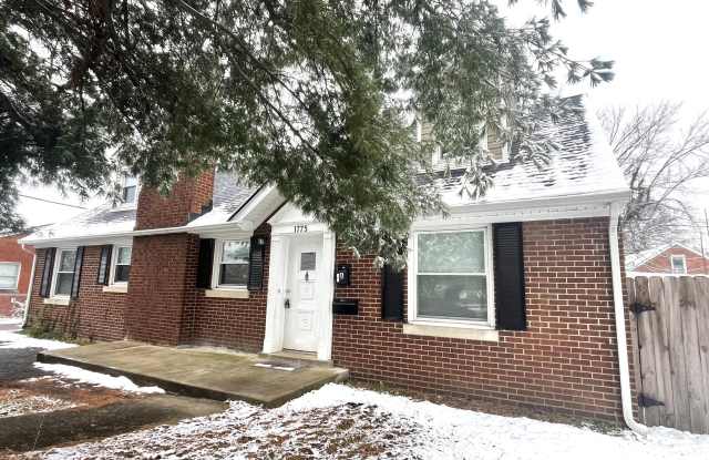 Photo of 1775 Harrodsburg Road unit: Ground Floor Unit-A