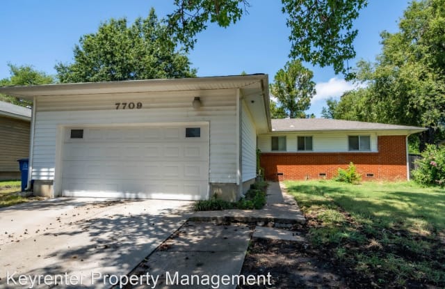 7709 E 30th St - 7709 East 30th Street, Tulsa, OK 74129