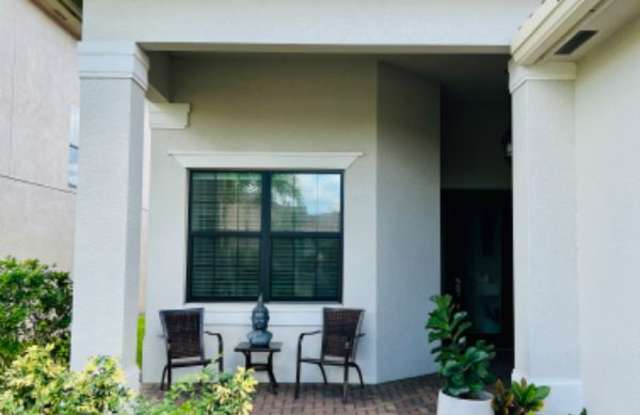 11502 Meadowrun Circ