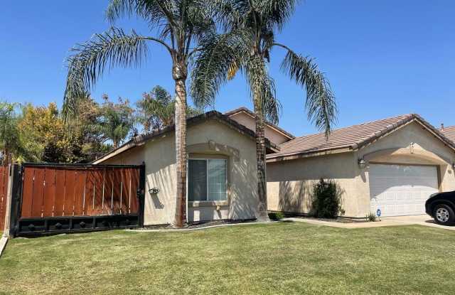 Photo of Modern Comfort Meets Resort Living – Updated 3-Bedroom + Bonus Room with Pool  RV Parking