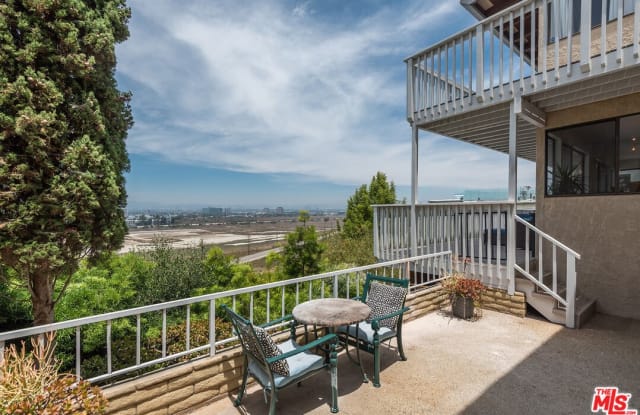 8116 Billowvista Dr - 8116 Billowvista Drive, Los Angeles, CA 90293