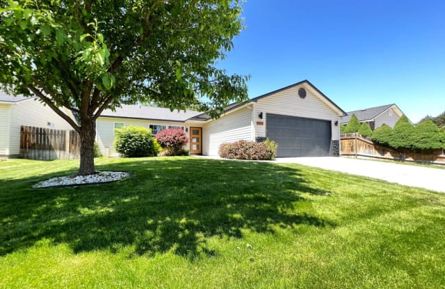 3377 South Annett Avenue - 3377 South Annett Avenue, Boise, ID 83705