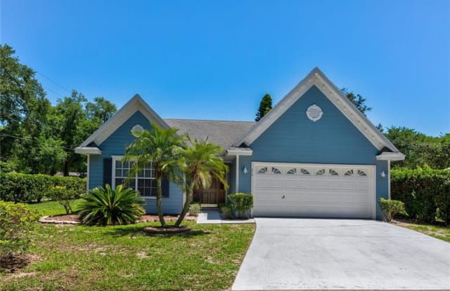 214 PINECREST ROAD - 214 Pinecrest Road, Mount Dora, FL 32757