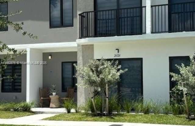 Photo of 14558 SW 260th St