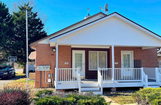 Photo of 22322 GREENVIEW PARKWAY unit: A