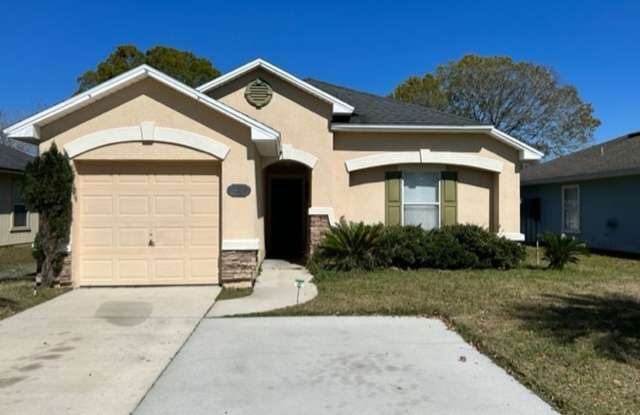 Samara Lakes near World Golf Village- Great 3-Bedroom 2-Bath Fenced Home