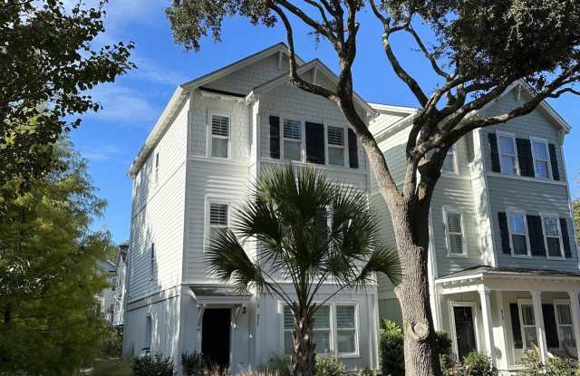 977 Warrick Oaks Lane