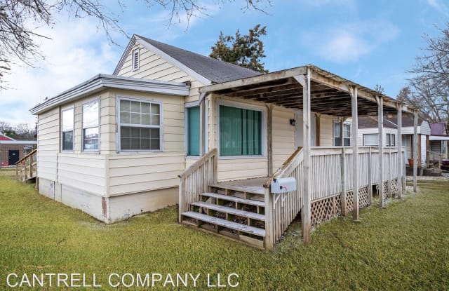 1712 E Belmont - 1712 East Belmont Street, Springfield, MO 65802