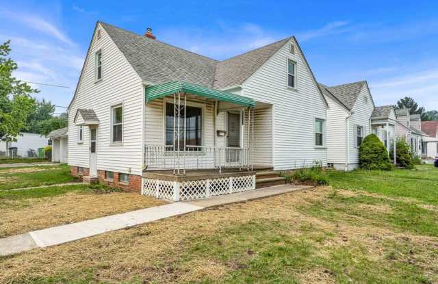 Photo of 22750 Tracy Ave, Euclid - Spacious 3-bed 2-bath single-family home!