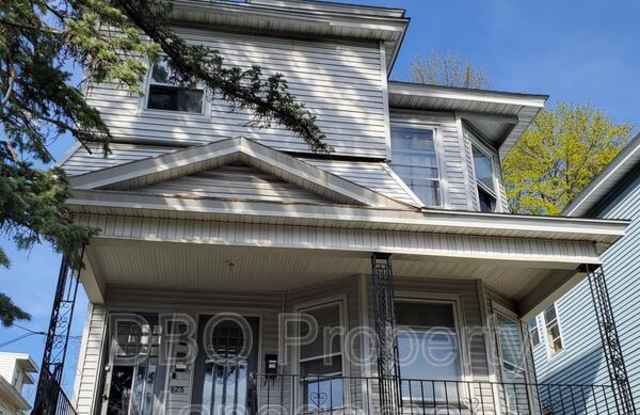 825 Myrtle Avenue - 1