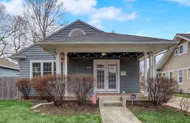 Welcome to 528 W 43rd St, a charming home located in the heart of Indianapolis.