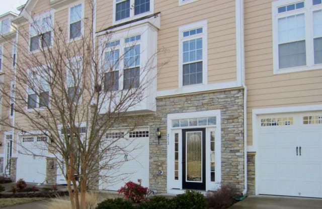 212 MONROE POINT DRIVE - 212 Monroe Point Drive, Colonial Beach, VA 22443