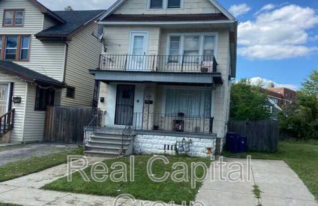 Photo of 1166 Kensington Ave