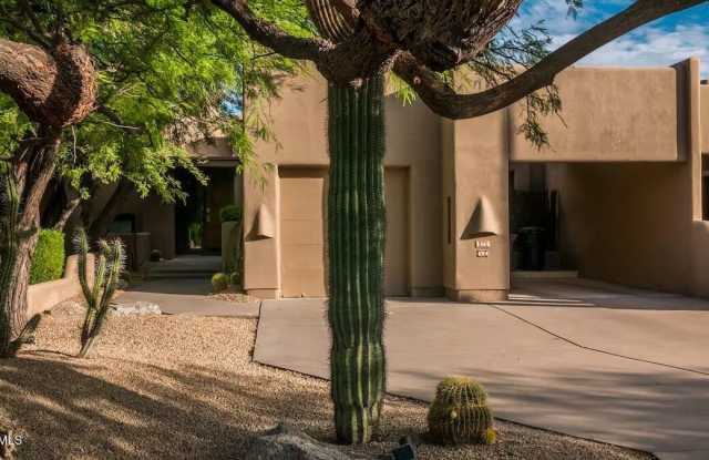 9165 E SUNFLOWER Court