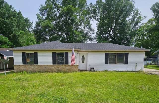 Photo of 402 LeFoi Lane