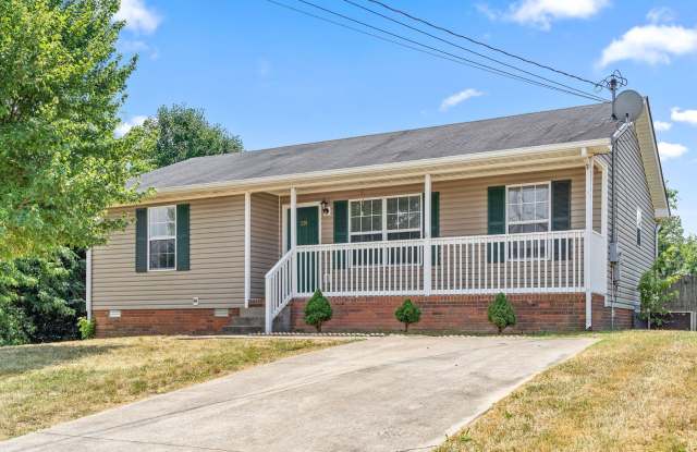 Photo of 339 Pioneer Drive, Oak Grove, KY 42262