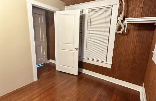 314 North Nueces - A