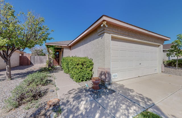 3473 Martin Meadows Drive NE - 3473 Martin Meadows Drive Northeast, Rio Rancho, NM 87144