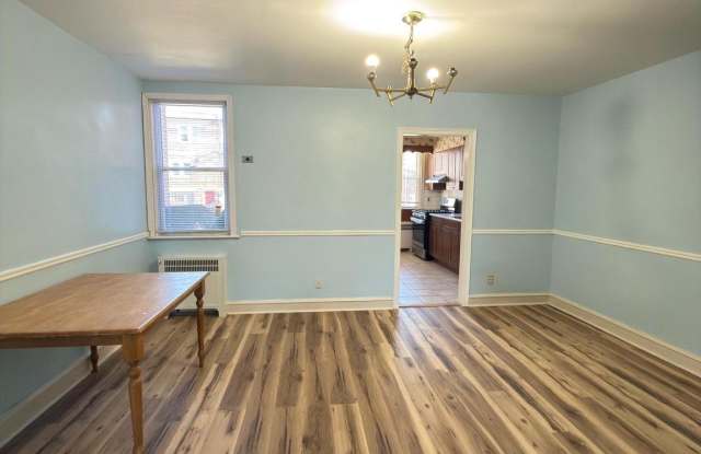 441 E CHELTENHAM Avenue