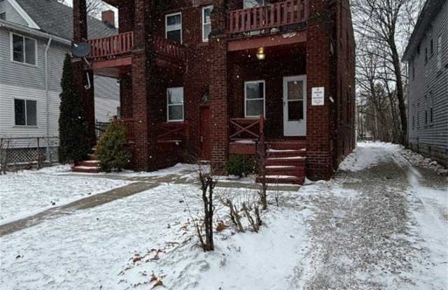 Photo of 3467 E 149th Street unit: 1