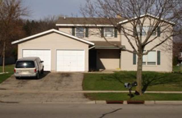 2106 McKenna Blvd