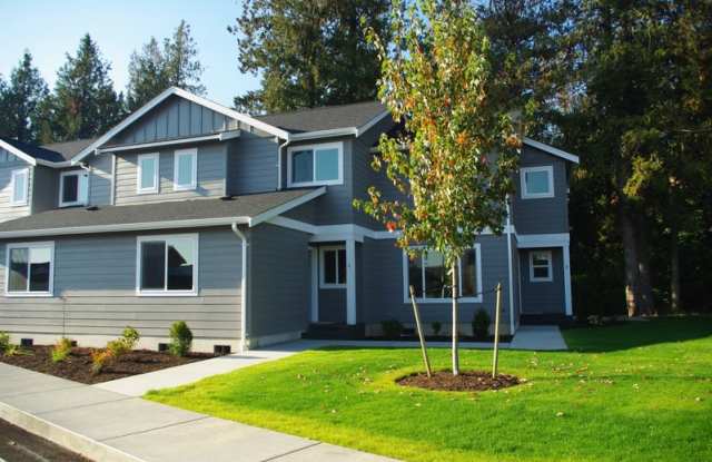 Photo of 287 18th Street - D