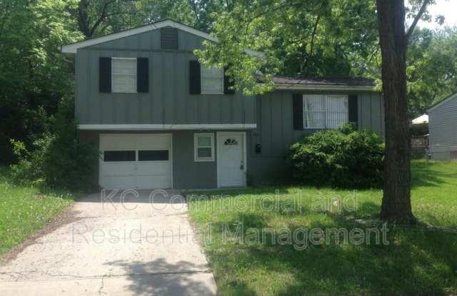 9700 Oakley AVE - 9700 Oakley Avenue, Kansas City, MO 64137