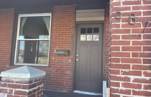 687 East Columbus Street