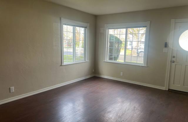 Affordable, Adorable Medford Home!!