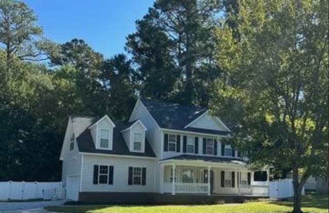 620 Clover Drive - 620 Clover Drive, Jacksonville, NC 28546