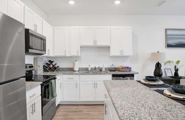 26987 Prt Washington Ln