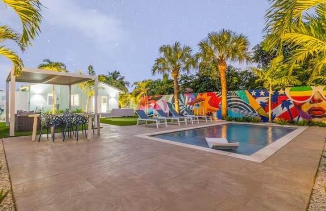 322 NW 4th Avenue