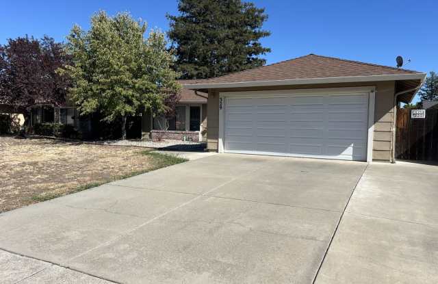 Photo of Charming 3-Bedroom, 2-Bathroom Vacaville Home