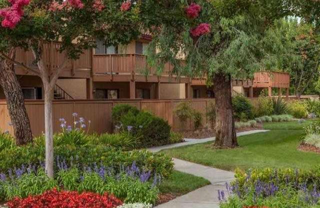 Red Oak Villas