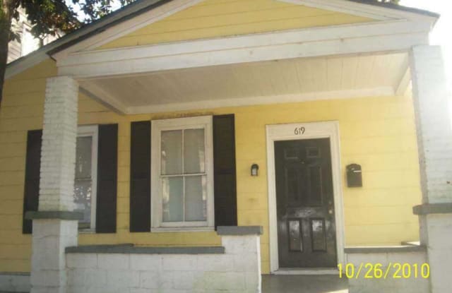 619 West 39th St - 619 West 39th Street, Savannah, GA 31415