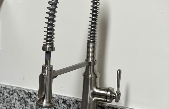 Summit View Apartments