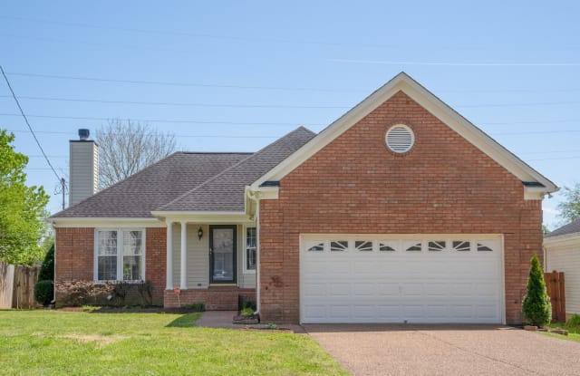 104 Oak Leaf Drive - 104 Oak Leaf Drive, Hendersonville, TN 37075