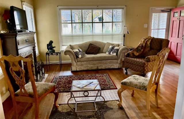 404 N Jackson Street