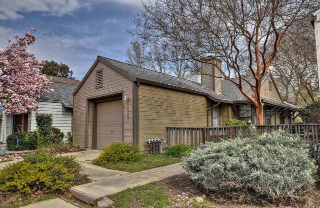 South Natomas One Story with 1 car garage 2 Bed 2 Bath - 2241 Sandcastle Way, Sacramento, CA 95833