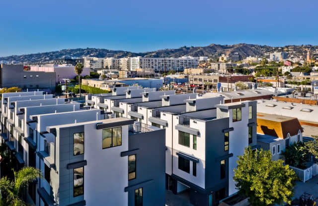 New Hollywood Townhomes