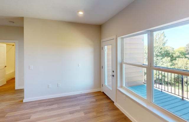 9906 Runway Drive Unit C31