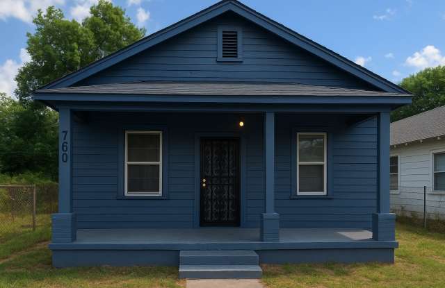 Photo of 760 Hanley Street