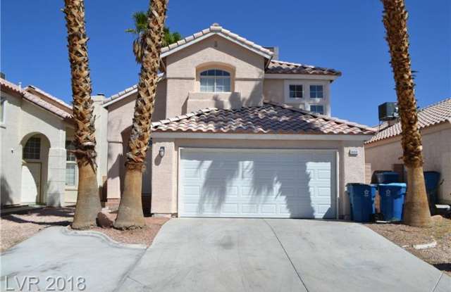 Cozy 3-Bedroom Home with Fireplace  Spacious Backyard in 89123