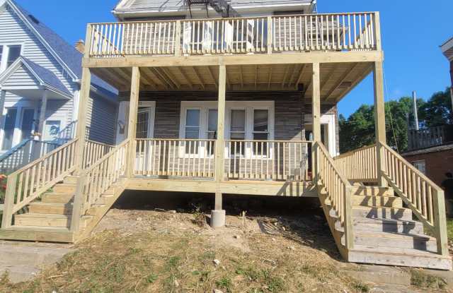 1231-1233 West Windlake Avenue - 1231A