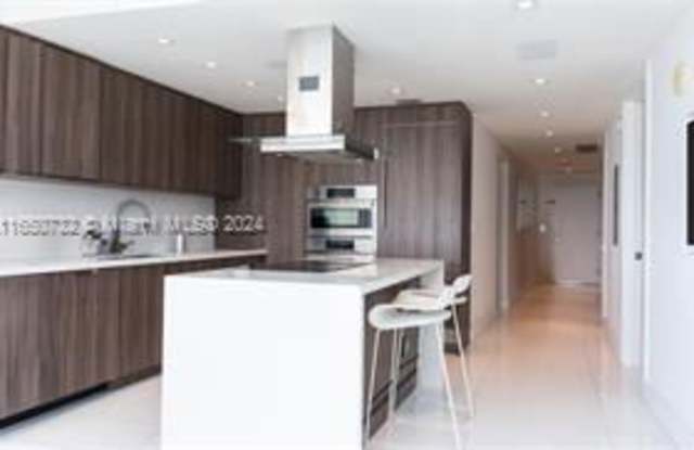 601 Northeast 36th Street