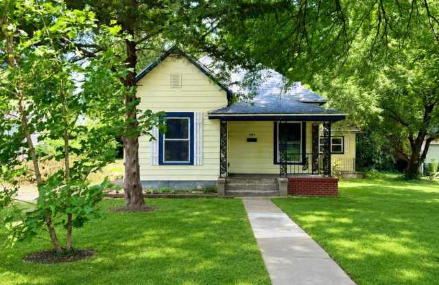 Close to Drury University and OTC!