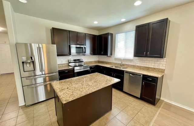 3011 Whispering Pine Boulevard