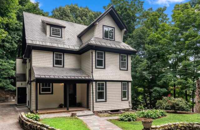 136 Academy Hill Rd.
